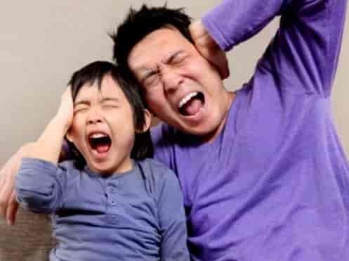 家裏噪音大(dà)怎麽(me)辦,如何利用重慶吸音材(cái)料解決家庭噪音